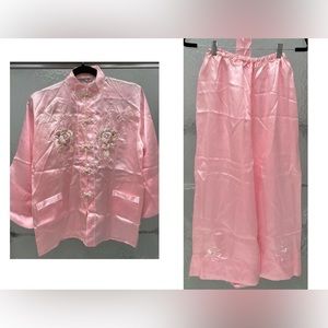 WWII Japanese Silk Embroidered Sleepwear/Pajama Handmade From Japan - Medium